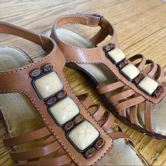 Clarks | Leather Strappy Sandals Brisk Freesia - Picture 2 of 4